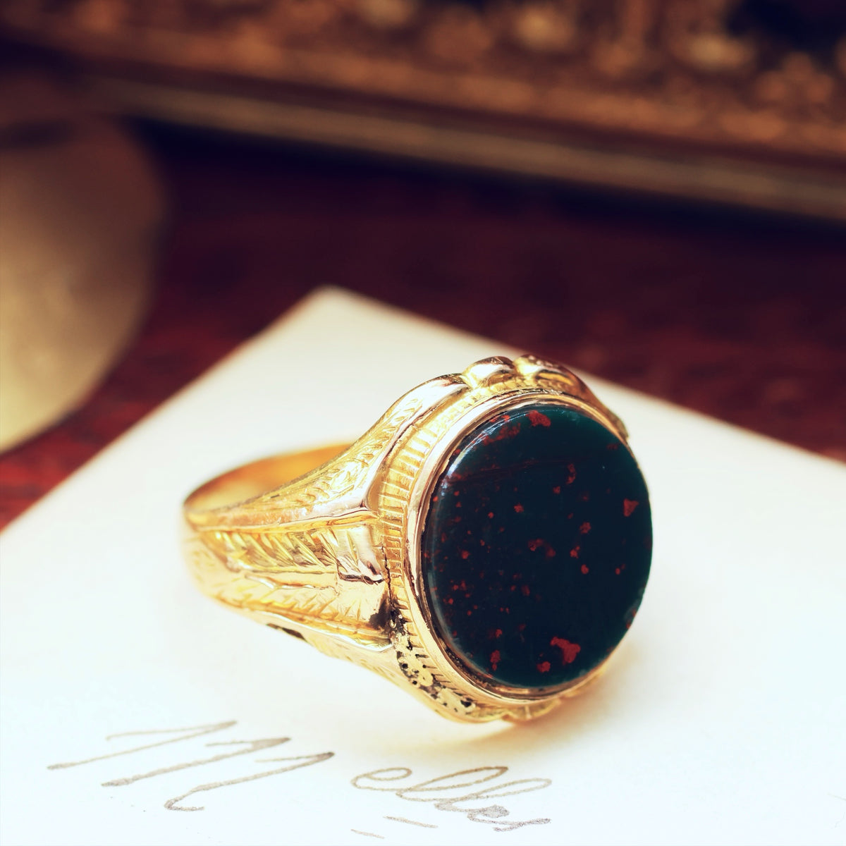 Antique 9ct Gold Bloodstone Signet Ring