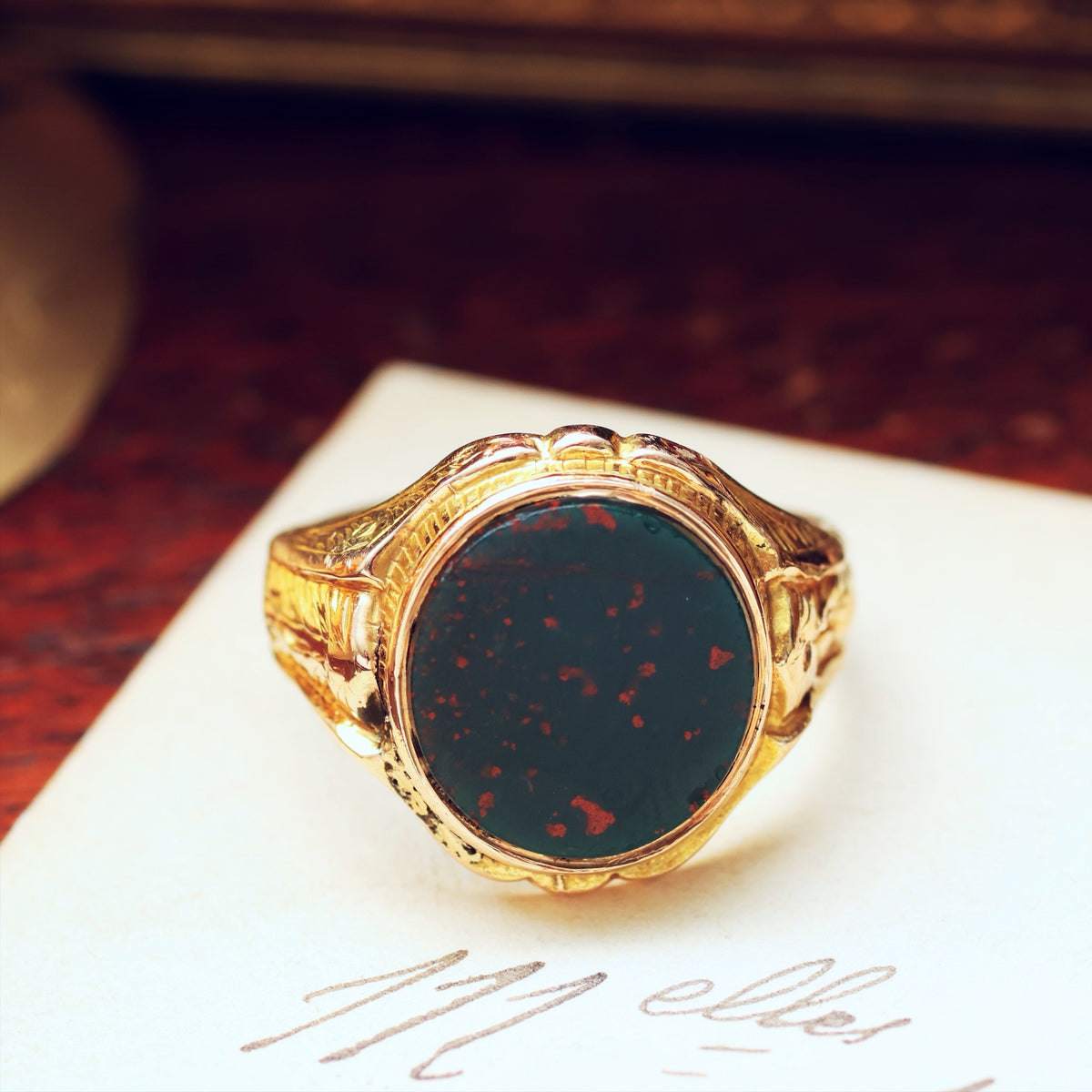 Antique 9ct Gold Bloodstone Signet Ring
