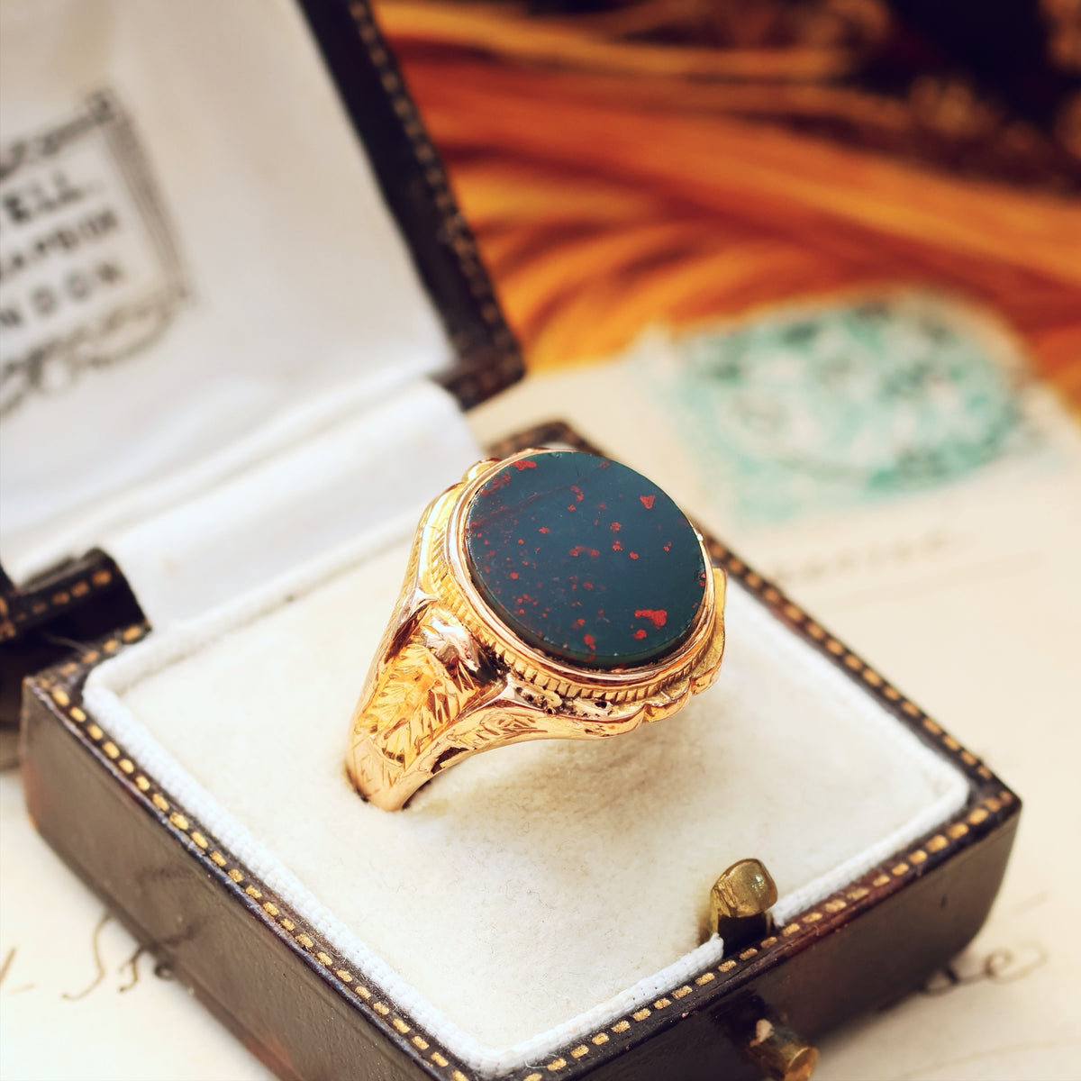 Antique 9ct Gold Bloodstone Signet Ring