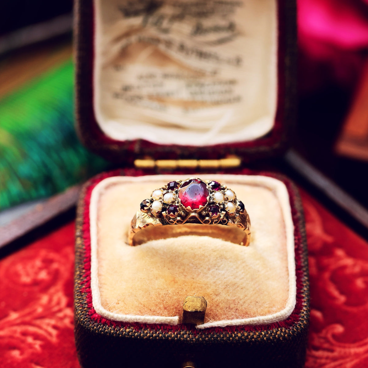 Antique 9ct Gold Garnet & Pearl Ring