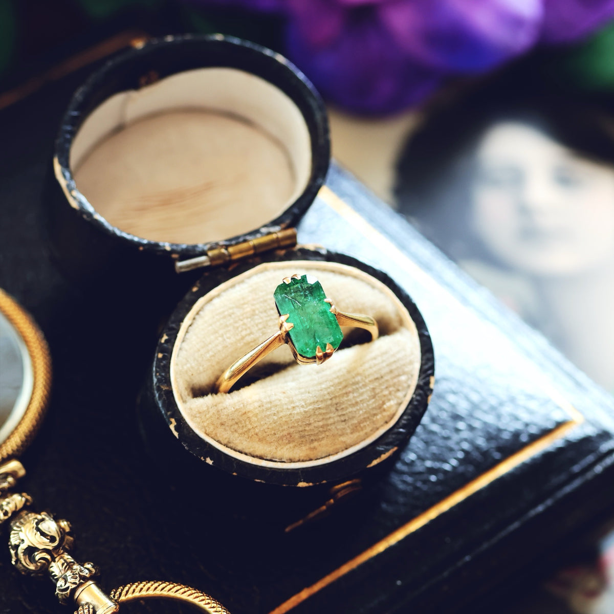 Vintage Specimen Emerald Dress Ring