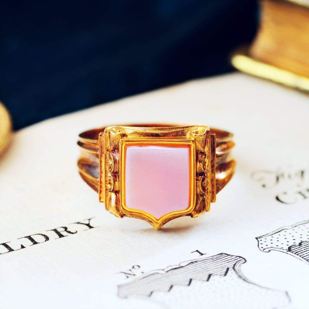 Noble Date 1868 18ct Gold Sardonyx Gent's Signet Ring