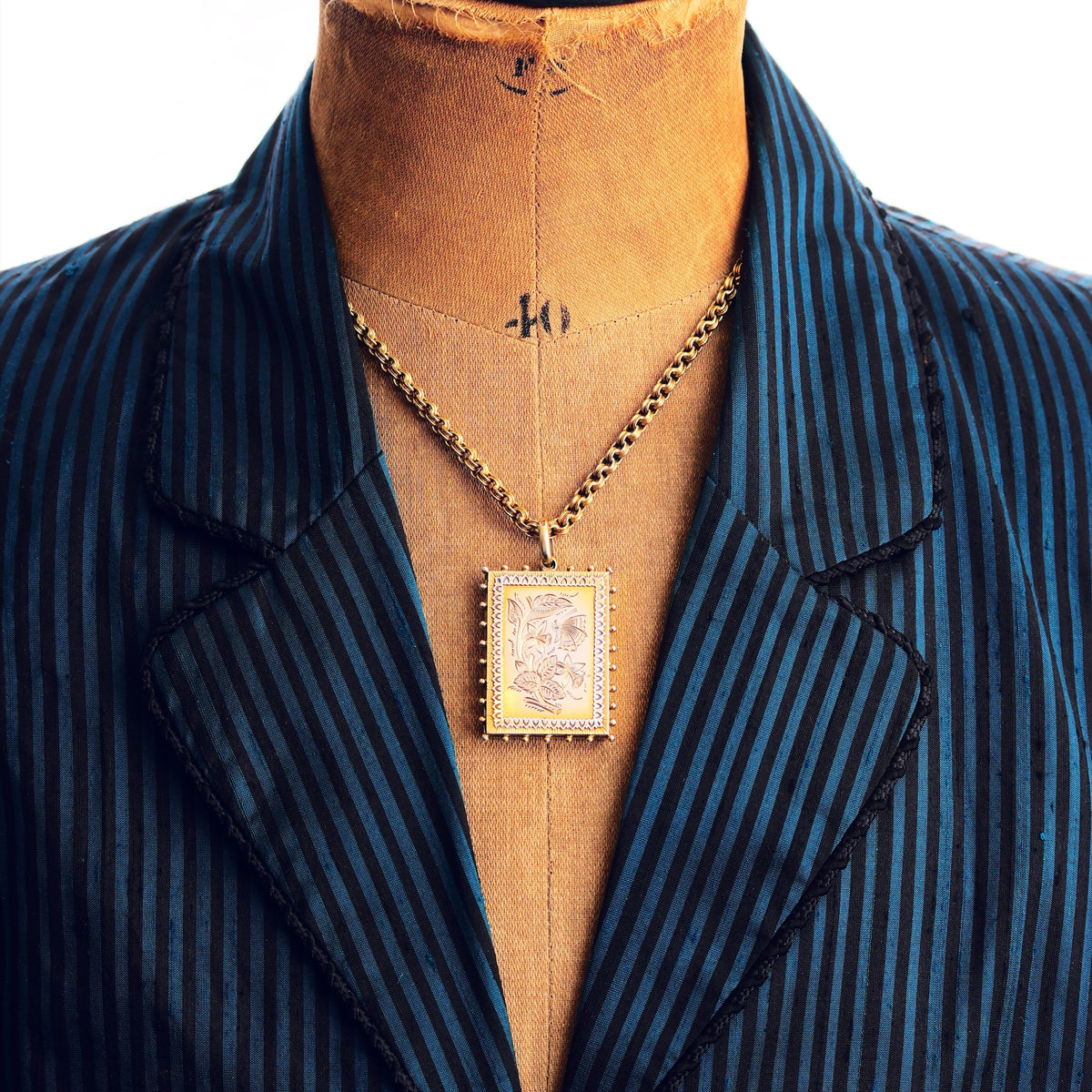 Antique Date 1880 Japonaiserie Locket