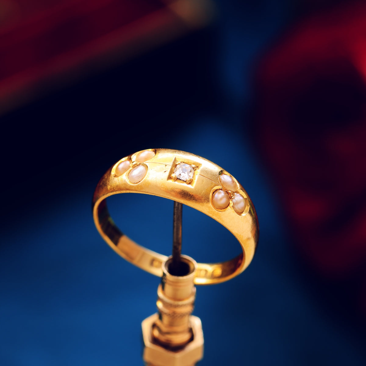 Date 1884 Gypsy Set Diamond & Wild Pearl Wedding Band