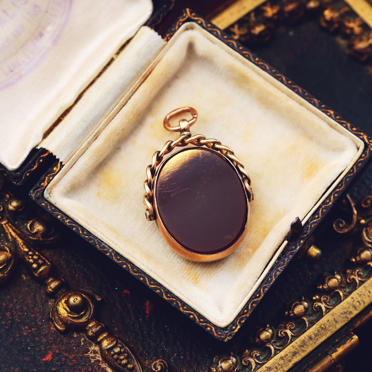 Date 1896 9ct Gold Heliotrope & Carnelian Swivel Fob