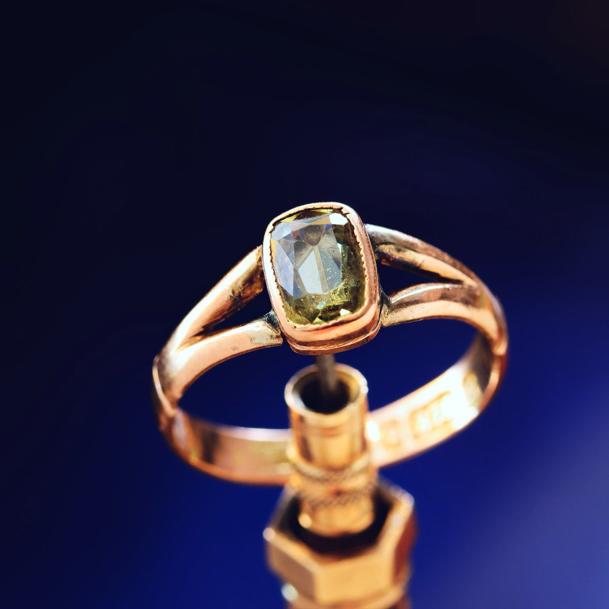 Antique Date 1900 Chrysoberyl Ring