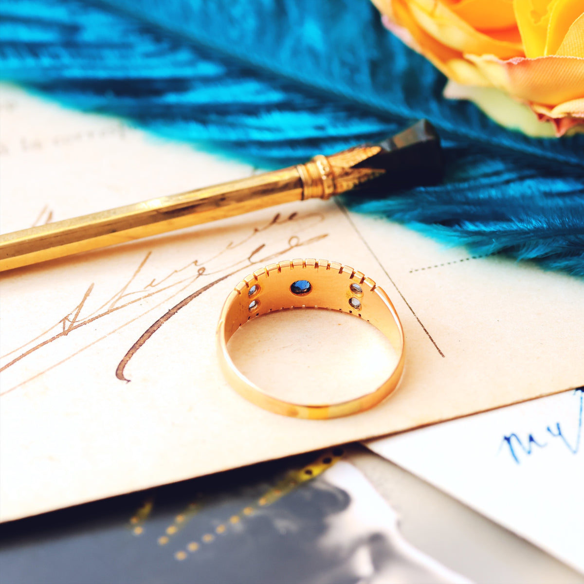 Sweet Date 1900 Sapphire & Diamond Gypsy Ring