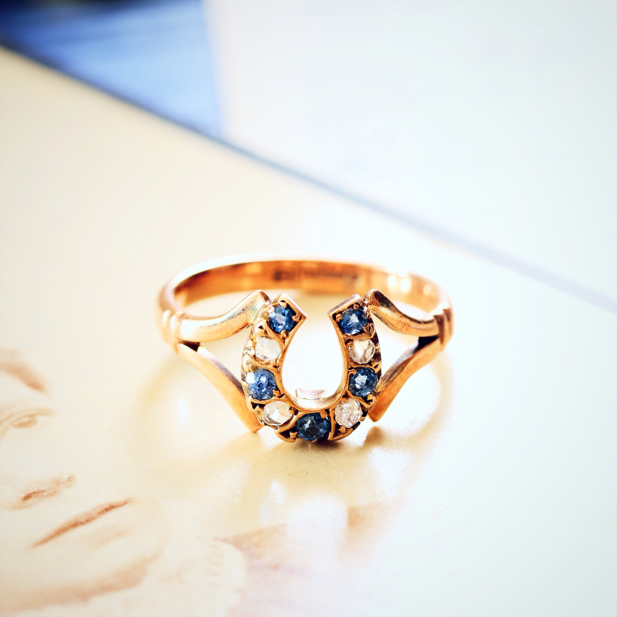 Date 1902 Sapphire & Diamond Lucky Horseshoe Ring
