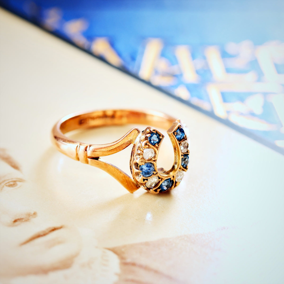 Date 1902 Sapphire & Diamond Lucky Horseshoe Ring