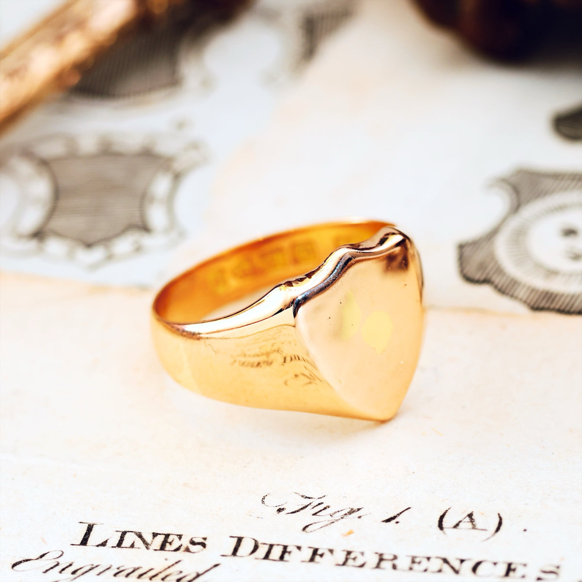 Antique Date 1907 18ct Gold Shield Signet Ring