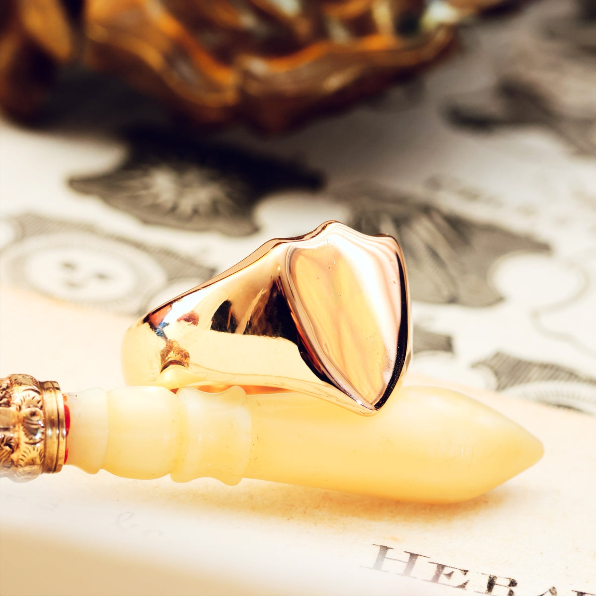 Antique Date 1907 18ct Gold Shield Signet Ring