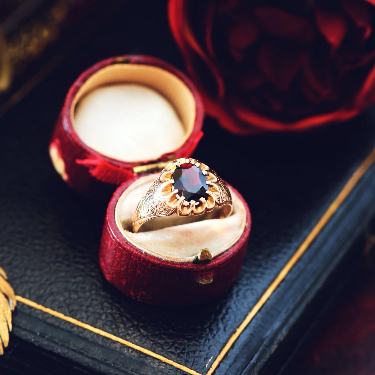 Antique Date 1908 Arts & Crafts Garnet Ring