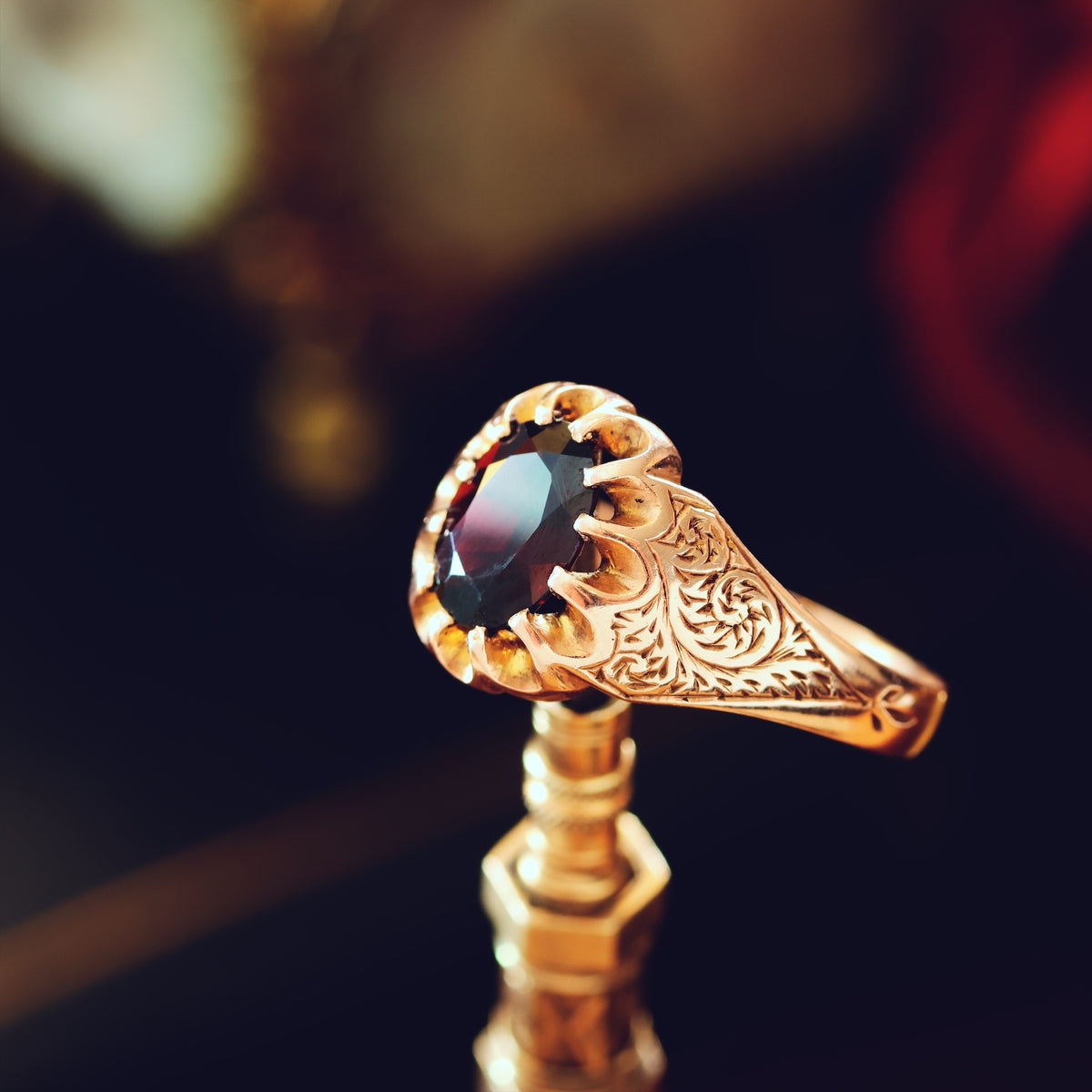 Antique Date 1908 Arts & Crafts Garnet Ring