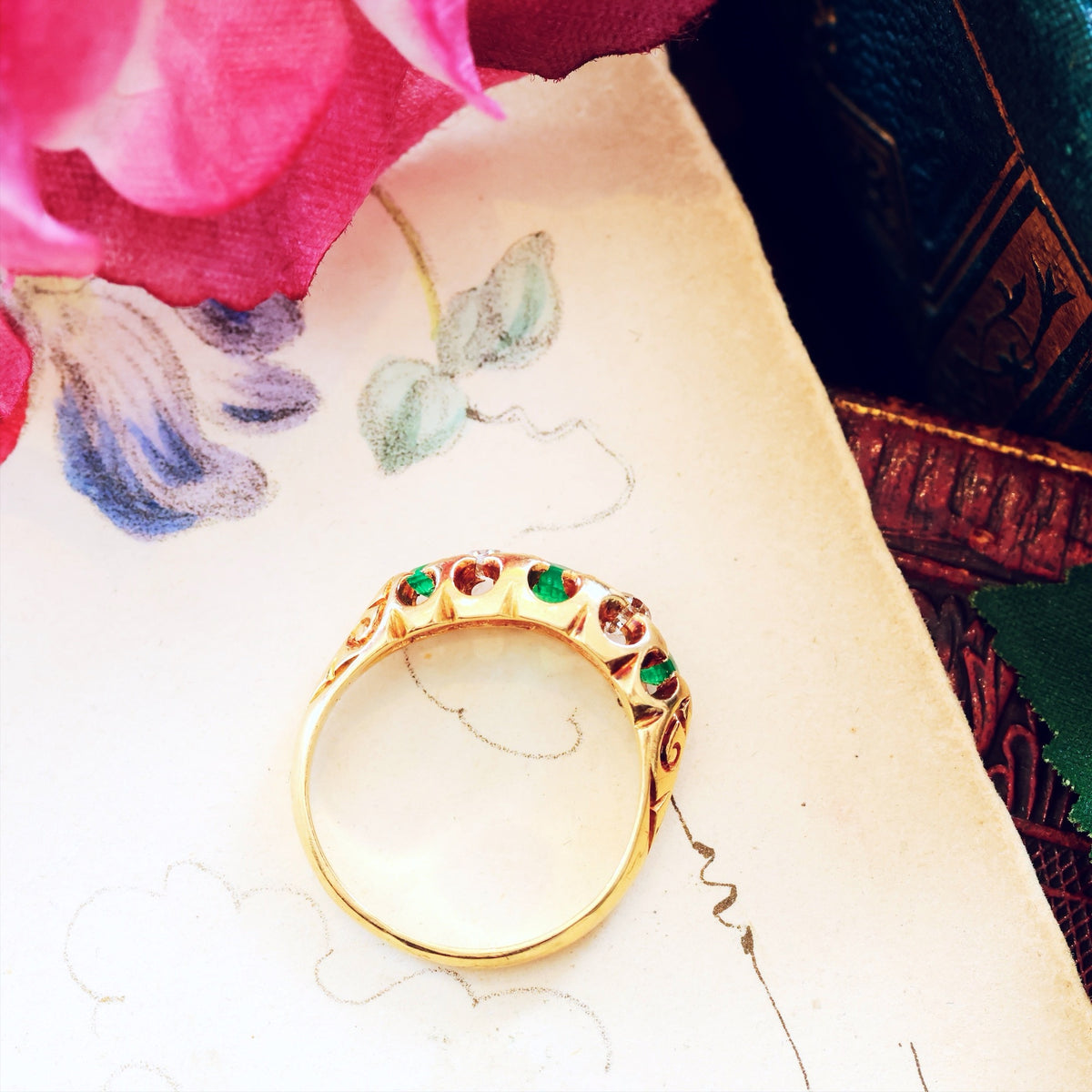 Antique Date 1908 Emerald & Diamond Ring