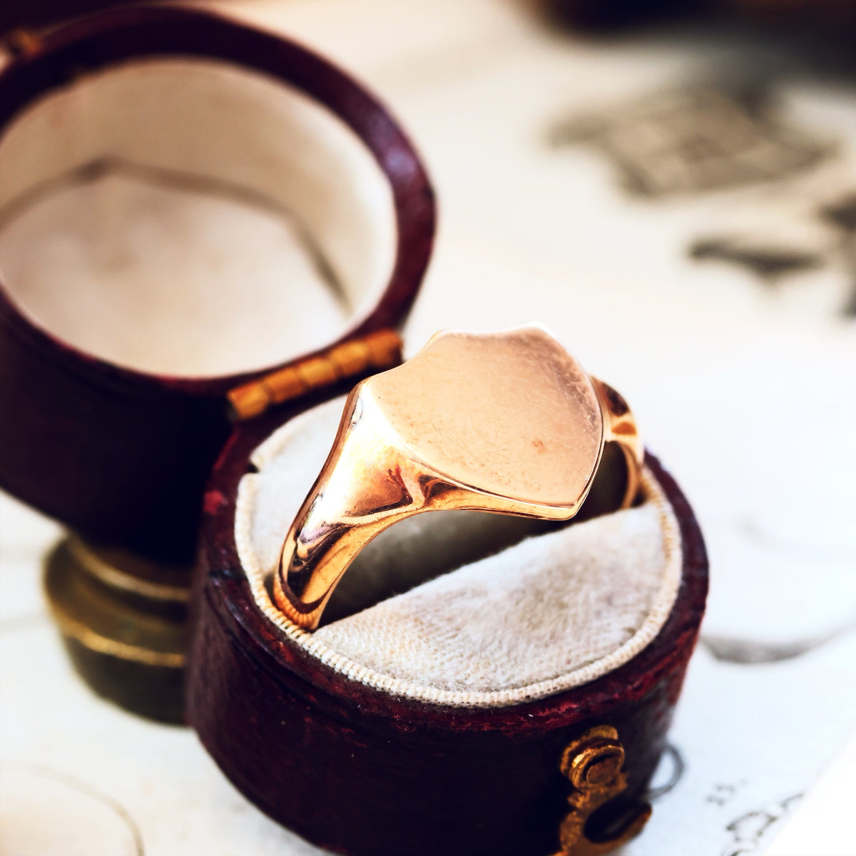 Antique Date 1915 Gold Men's Shield Signet Ring
