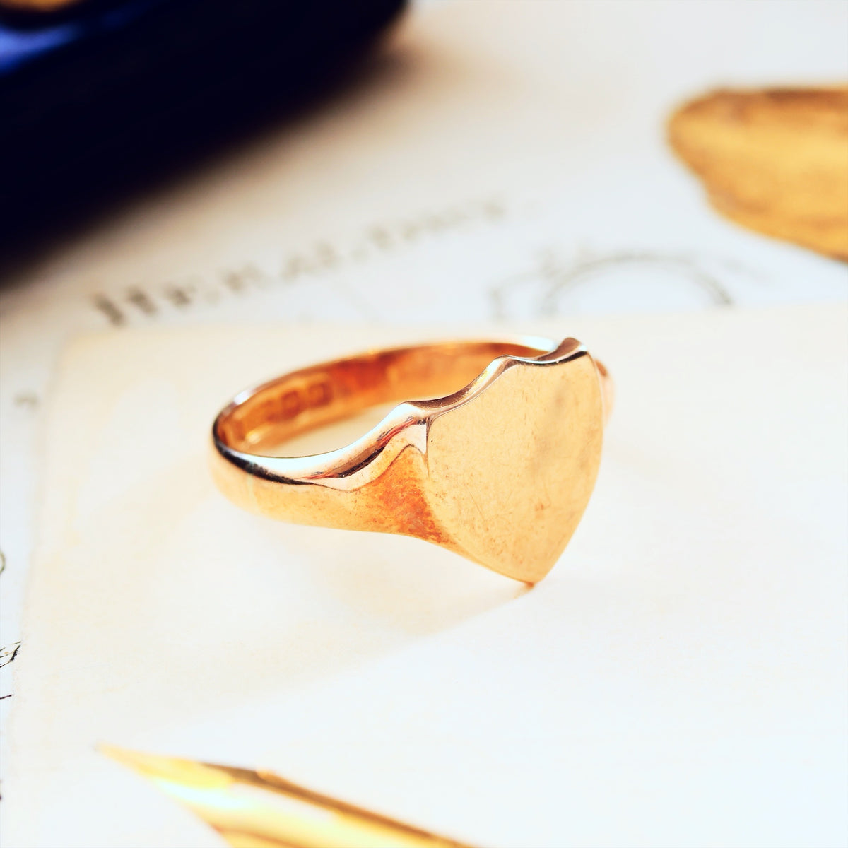 Date 1915 Gold Men's Shield Signet Ring