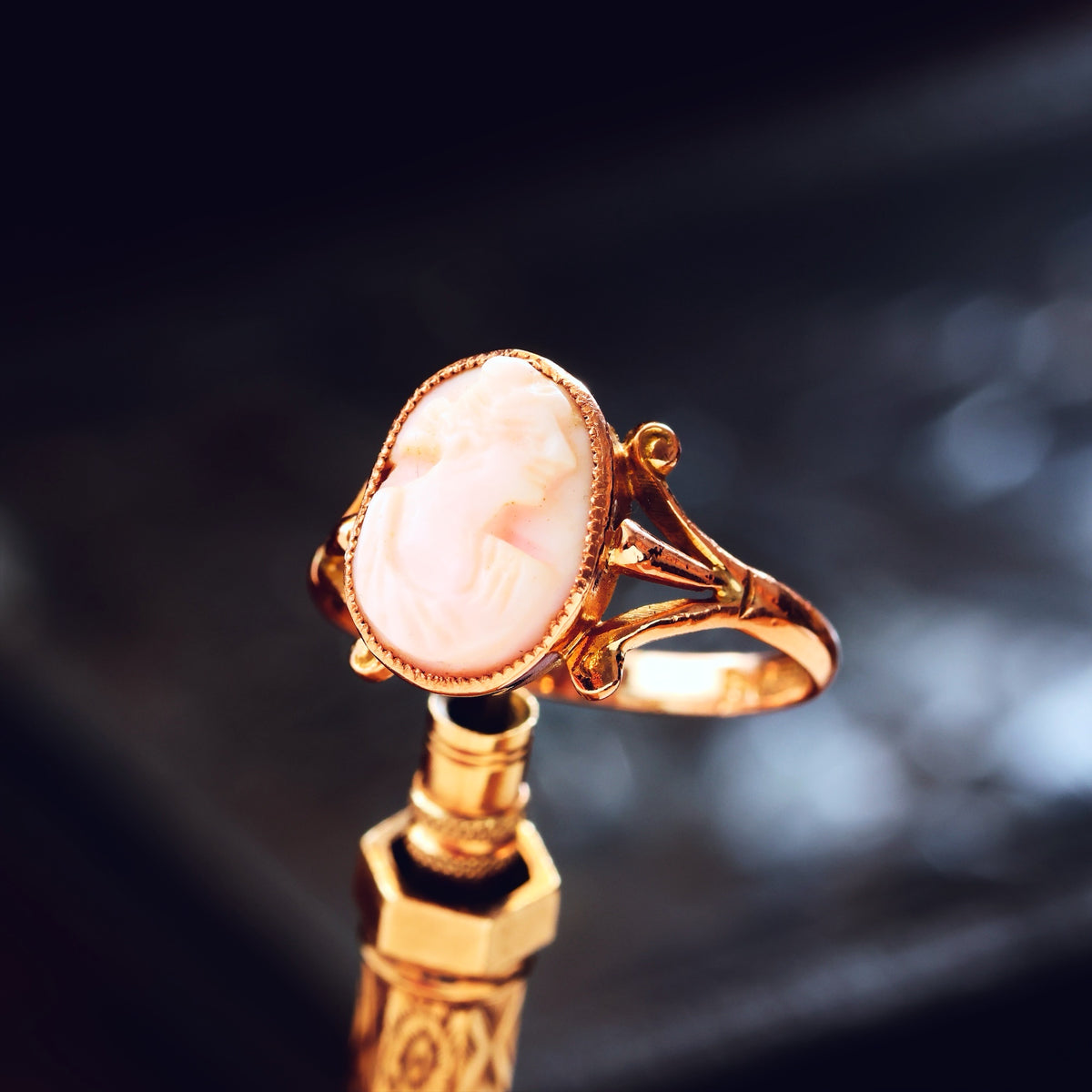 Date 1917 Grecian Goddess Shell Cameo Ring