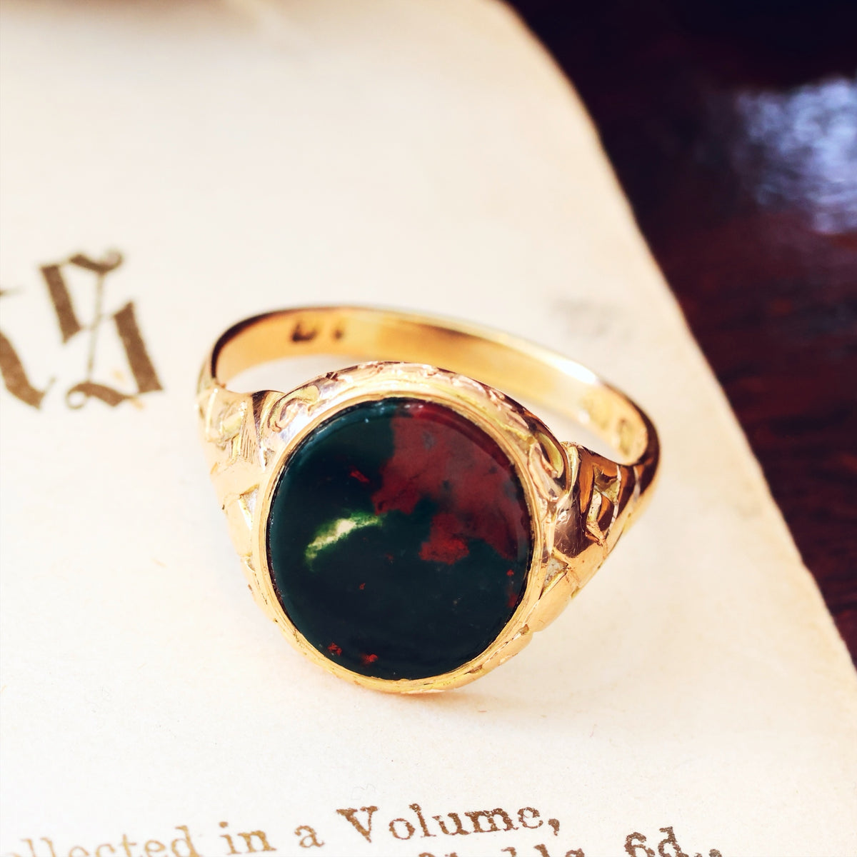 Date 1922 15ct Gold Bloodstone Unisex Signet Ring