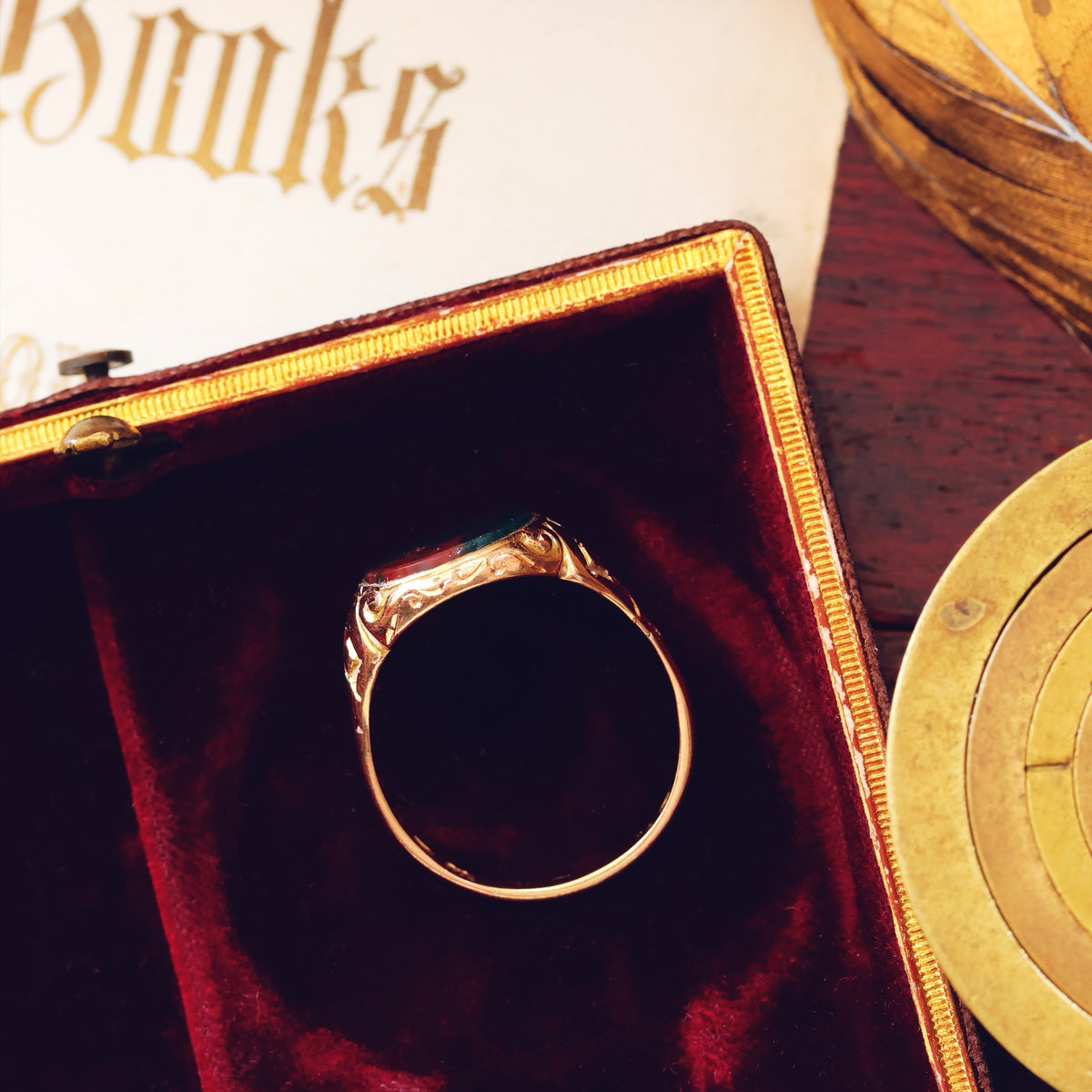 Date 1922 15ct Gold Bloodstone Unisex Signet Ring