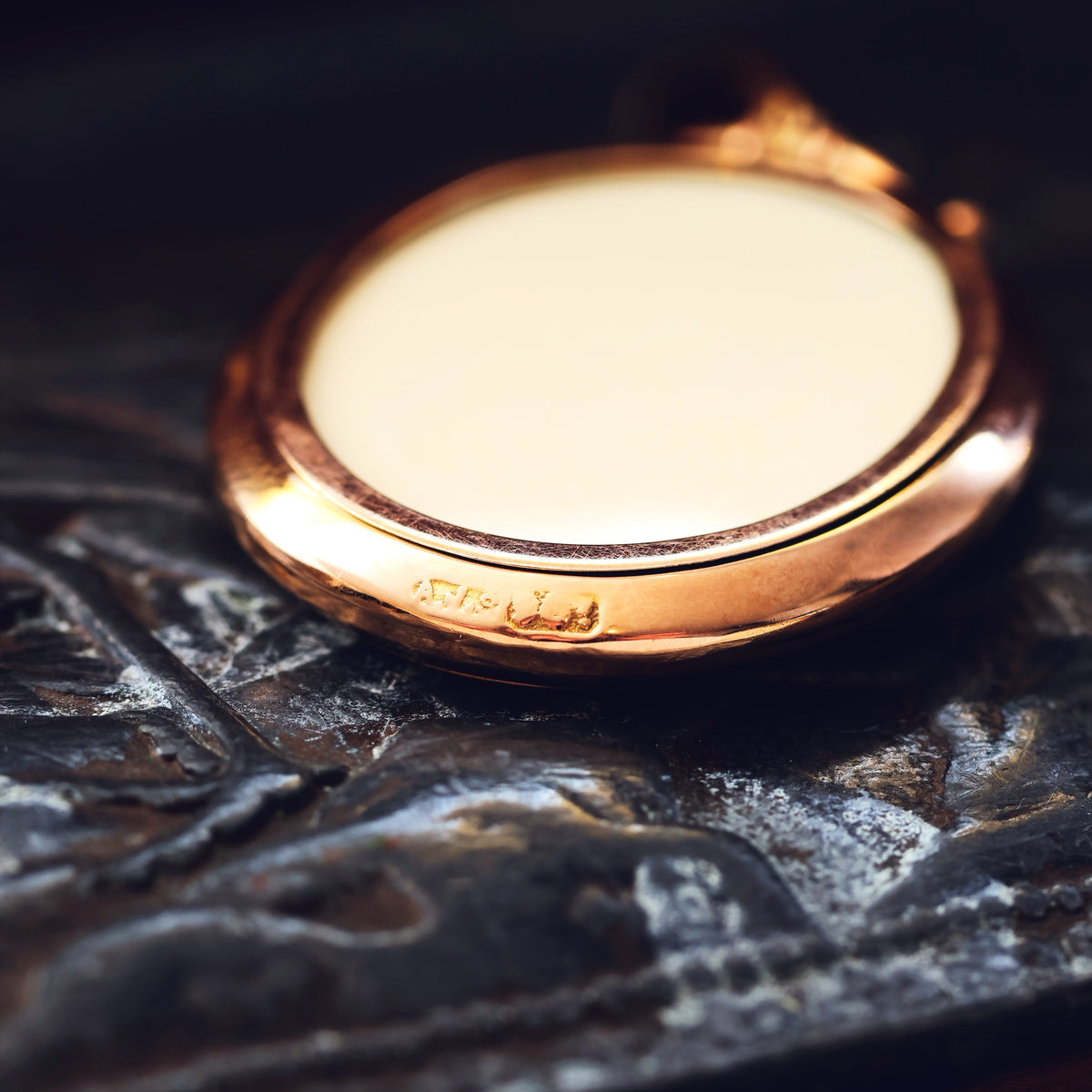 Antique Edwardian 9ct Gold Picture Locket