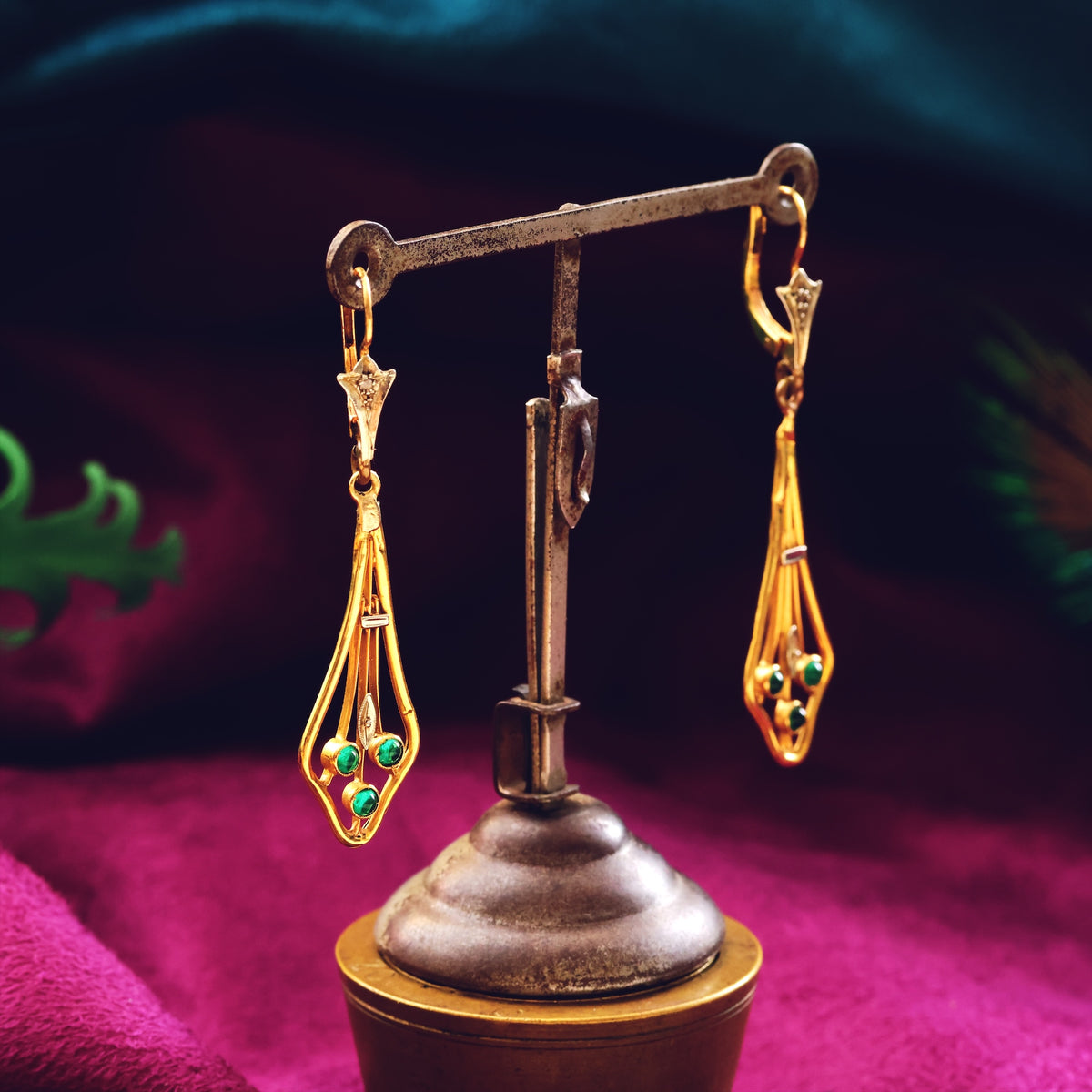 Vintage French 18ct Gold Drop Earrings