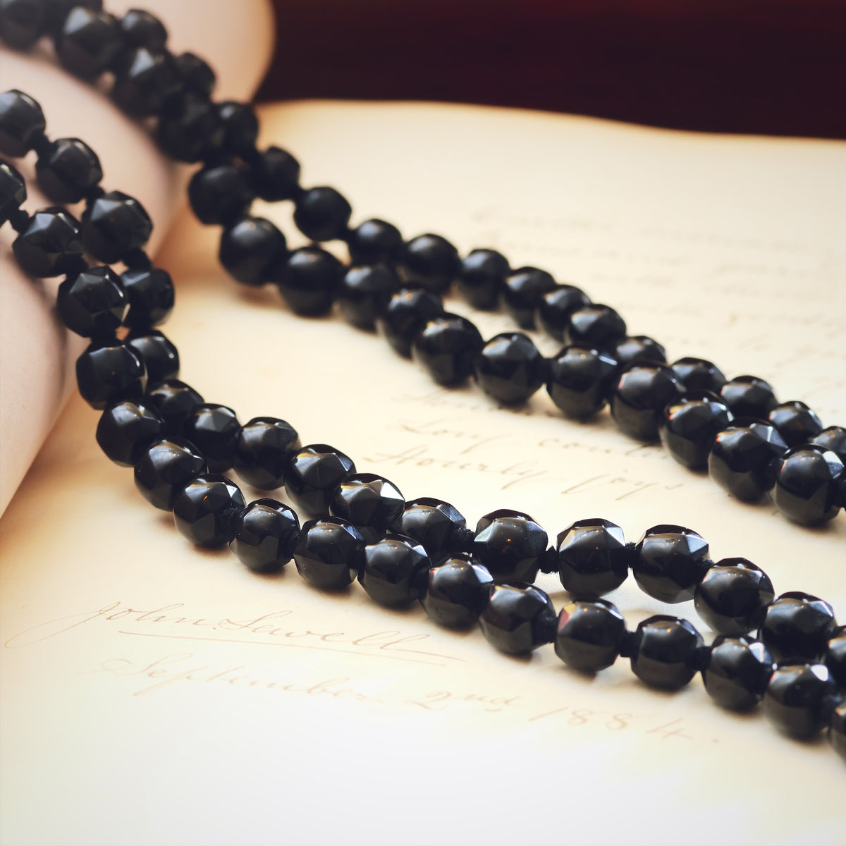 Georgian Gothic! Scarce Long Faceted Whitby Jet Necklace