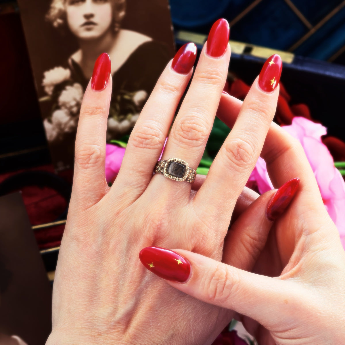 Antique Georgian Rococo Roses Mourning Ring