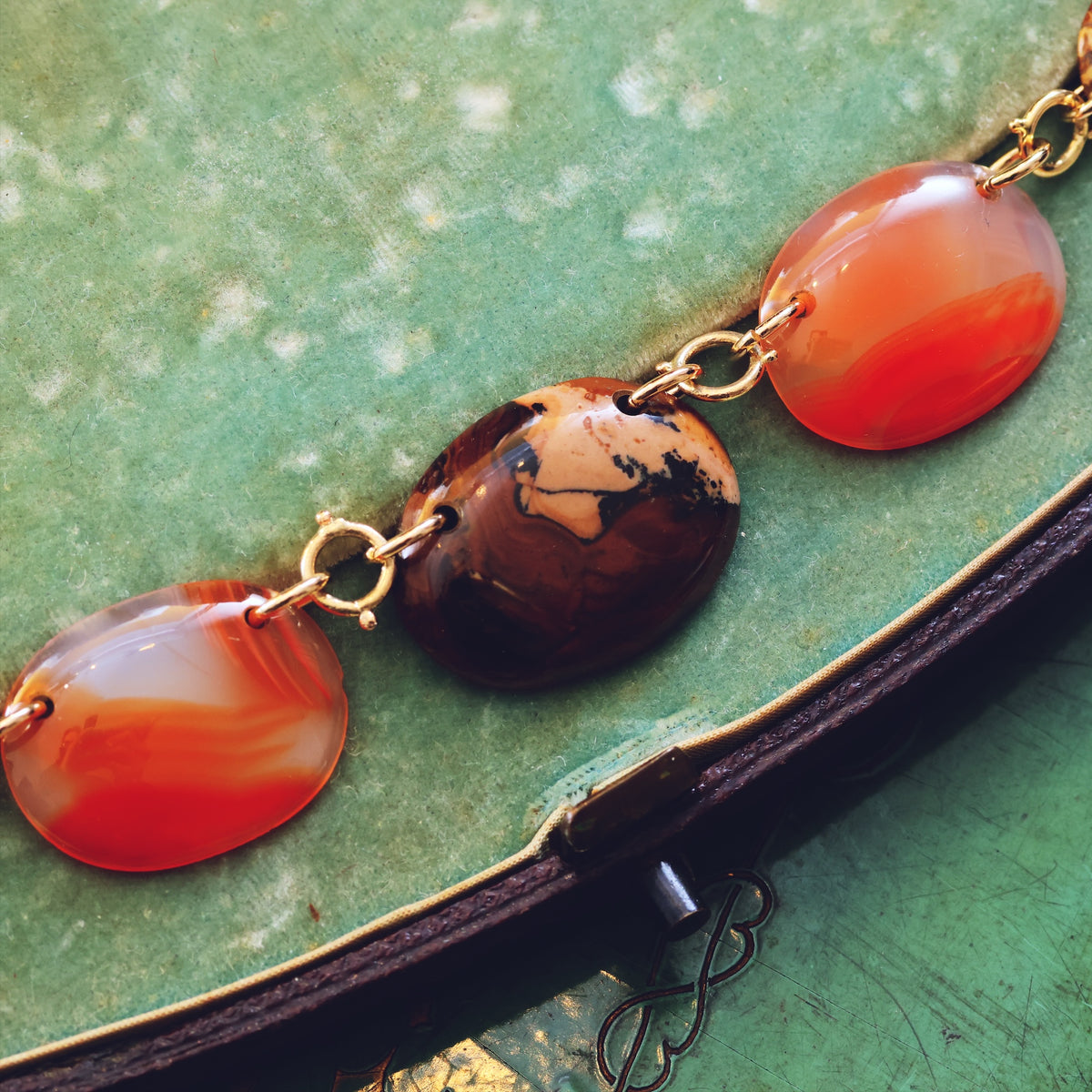 Antique Georgian Specimen Agate Collarette