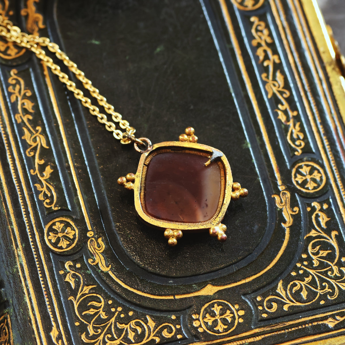 Georgian Specimen Agate Necklace