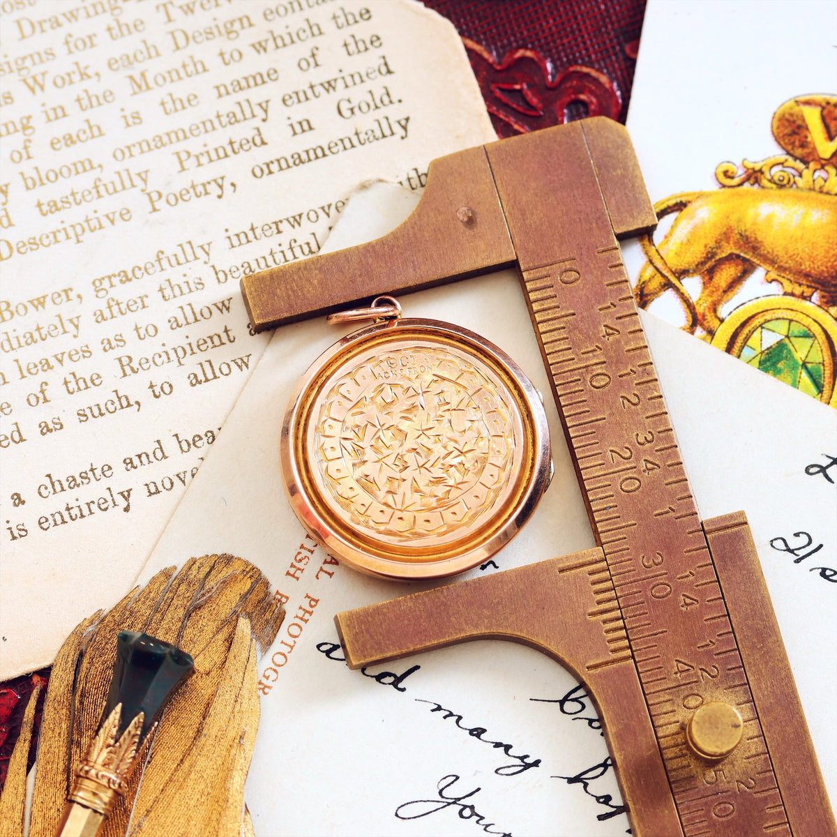 Antique Hand Engraved 9ct Gold Locket