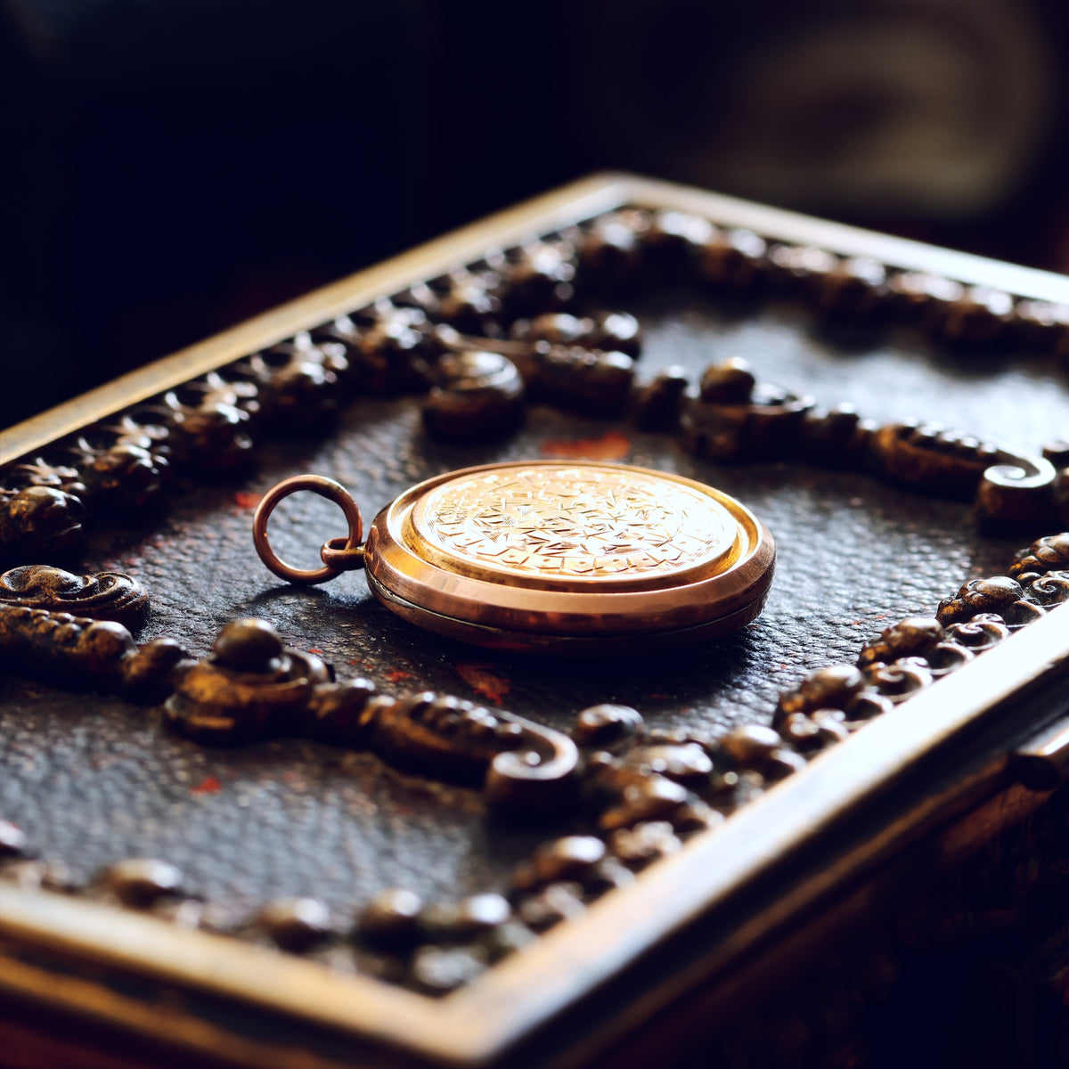 Antique Hand Engraved 9ct Gold Locket