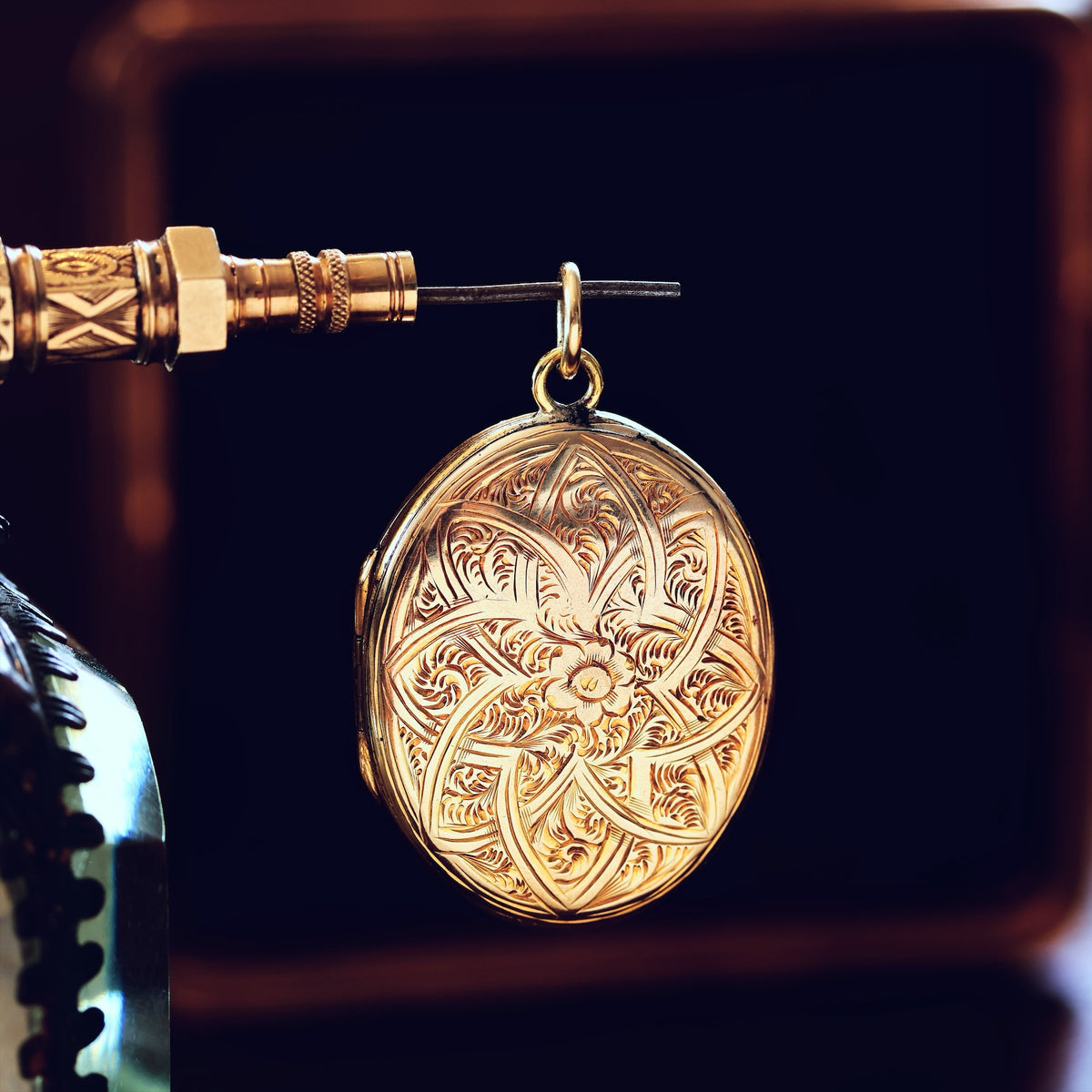 Antique Oval Roses & Fidelity Gold Locket