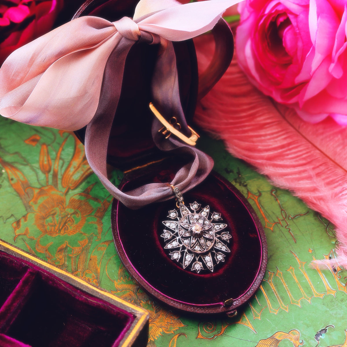 Regal Victorian Diamond Star Brooch/Pendant