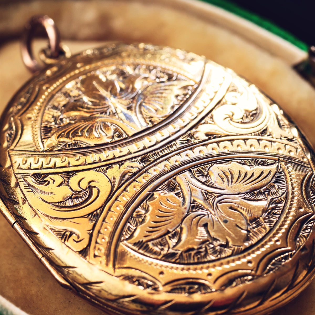 Impressive Victorian 'Florabunda' Locket