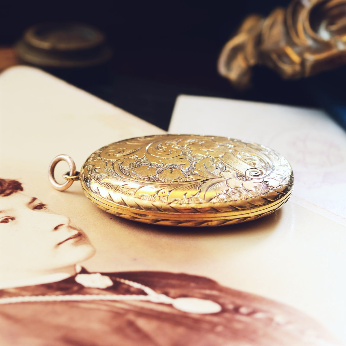 Impressive Victorian 'Florabunda' Locket
