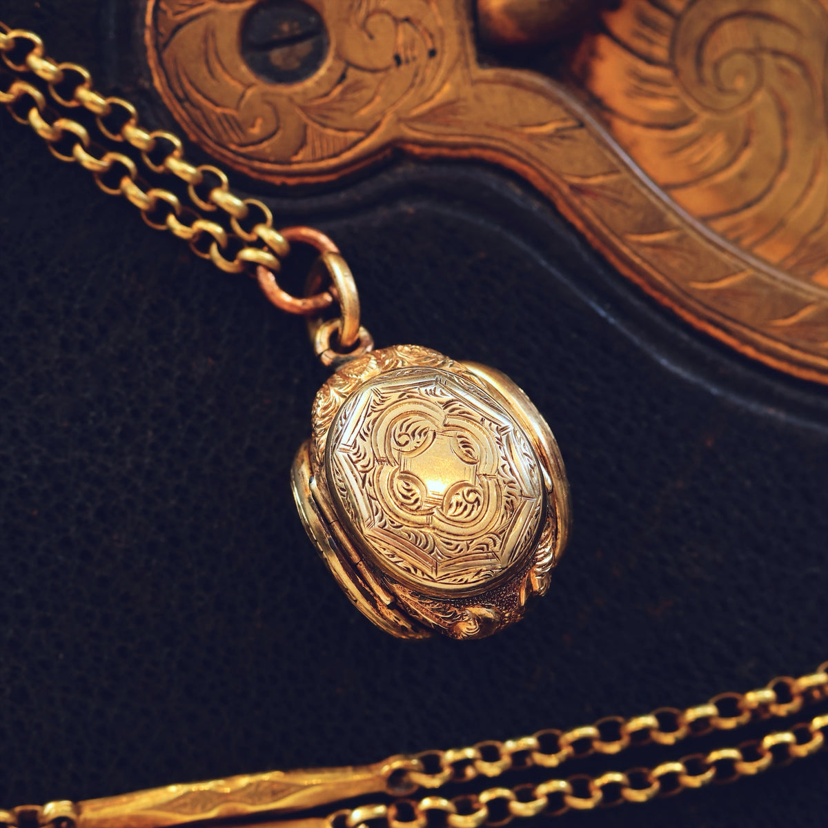 Victorian Gothic! Antique Family Locket & Chain