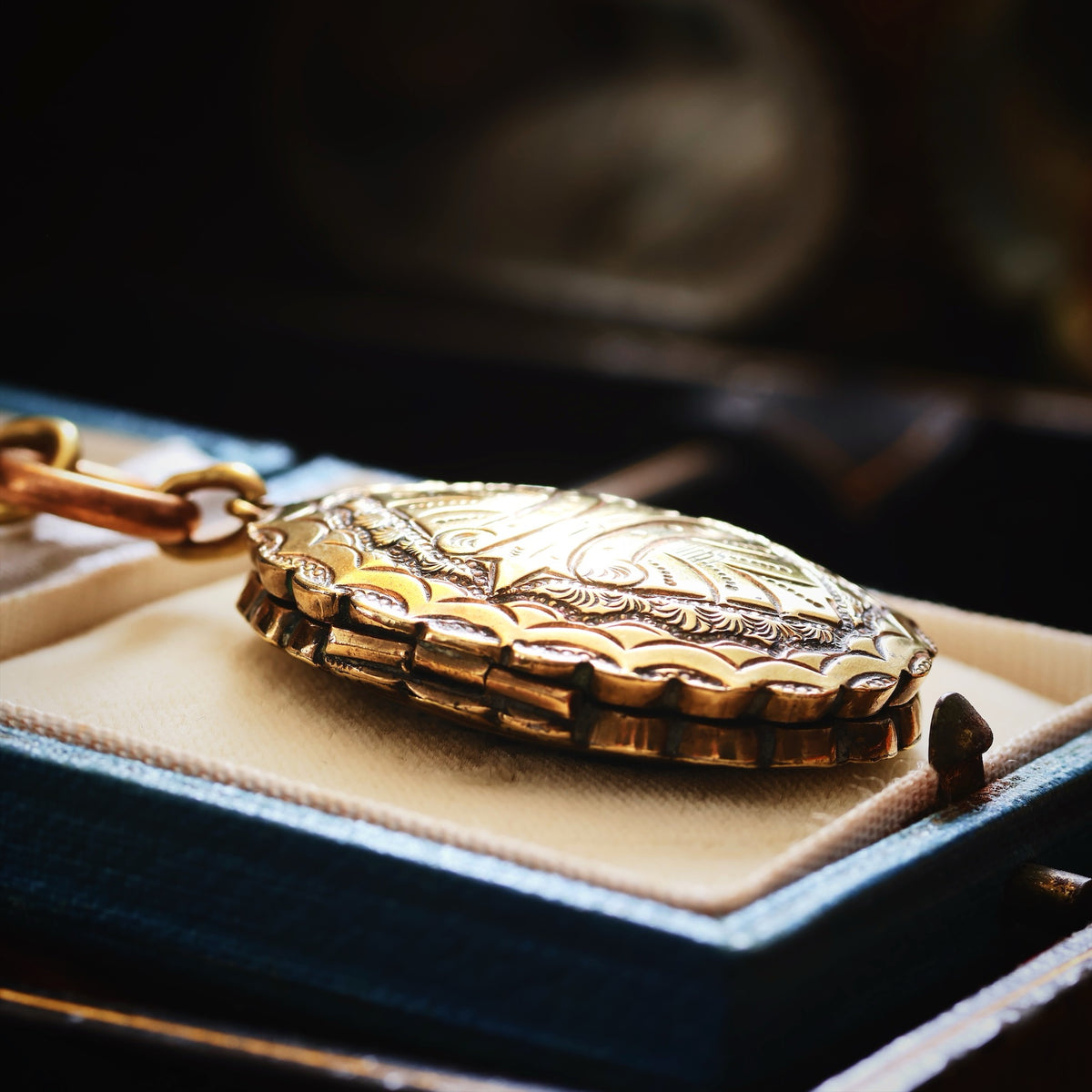 Impressive Antique Victorian Locket & Chain