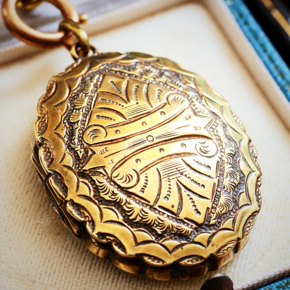 Impressive Antique Victorian Locket & Chain