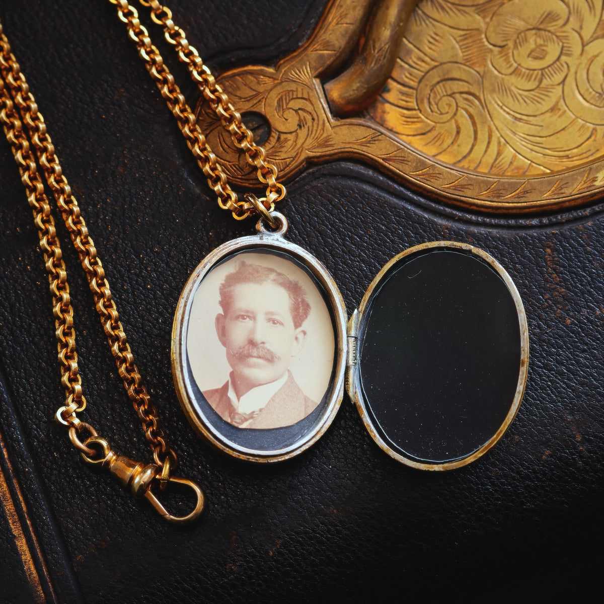 Statement Antique Victorian Locket & Chain