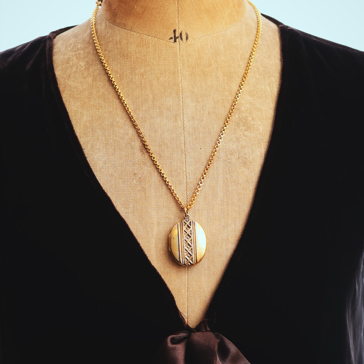 Statement Antique Victorian Locket & Chain