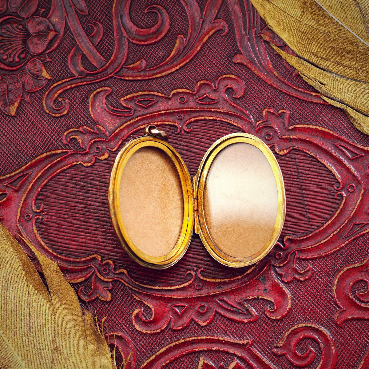 Victorian 'Roses for LOVE' Rose Gold Locket