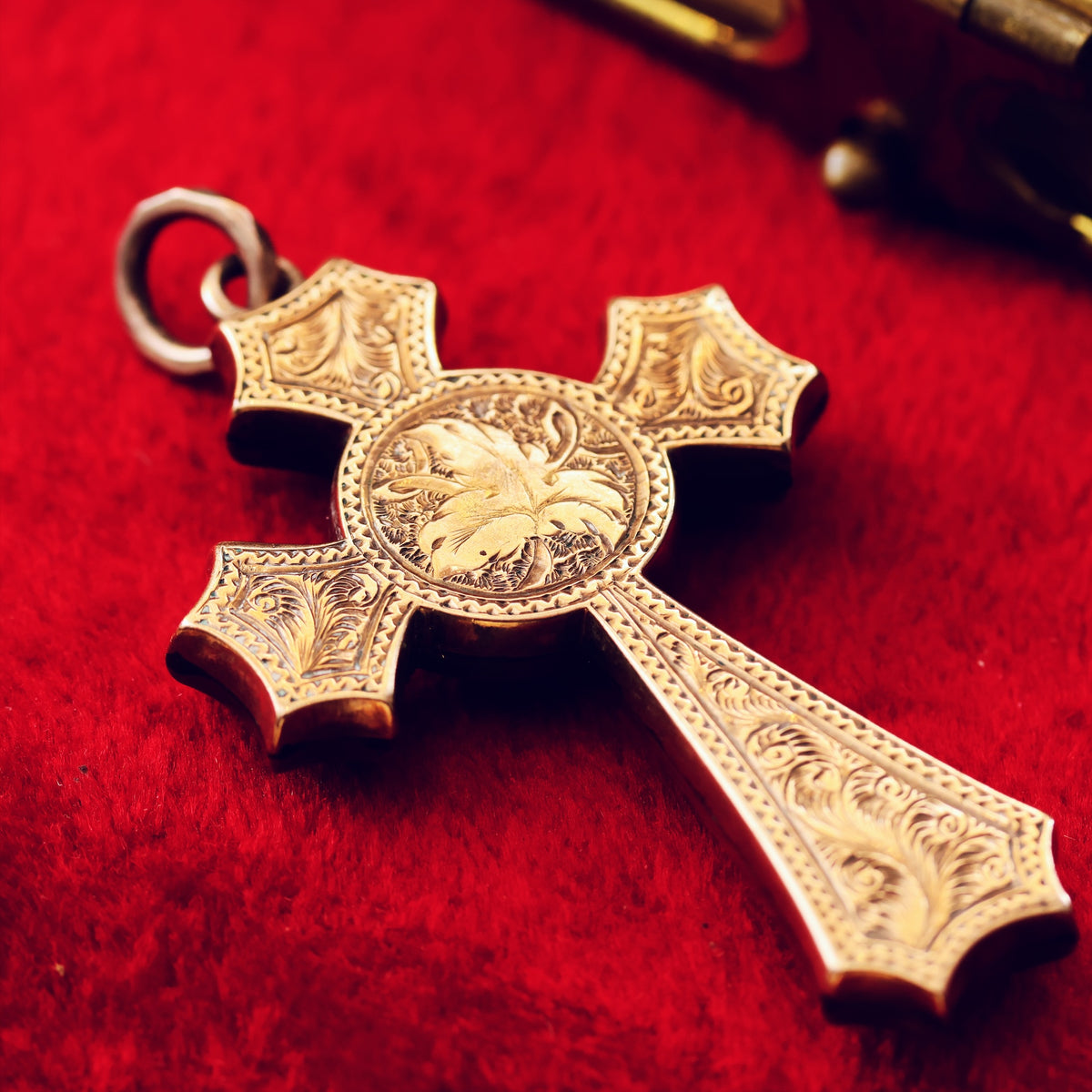 Early Victorian Scottish Agate Celtic Cross Pendant