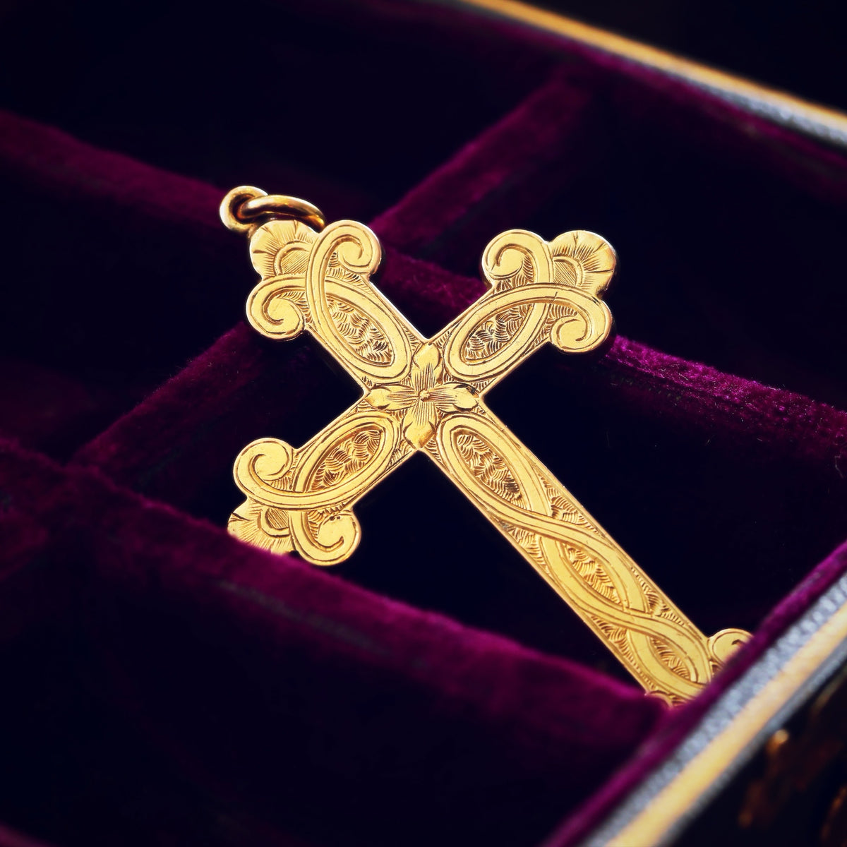 Victorian Scottish Agate Celtic Cross Pendant