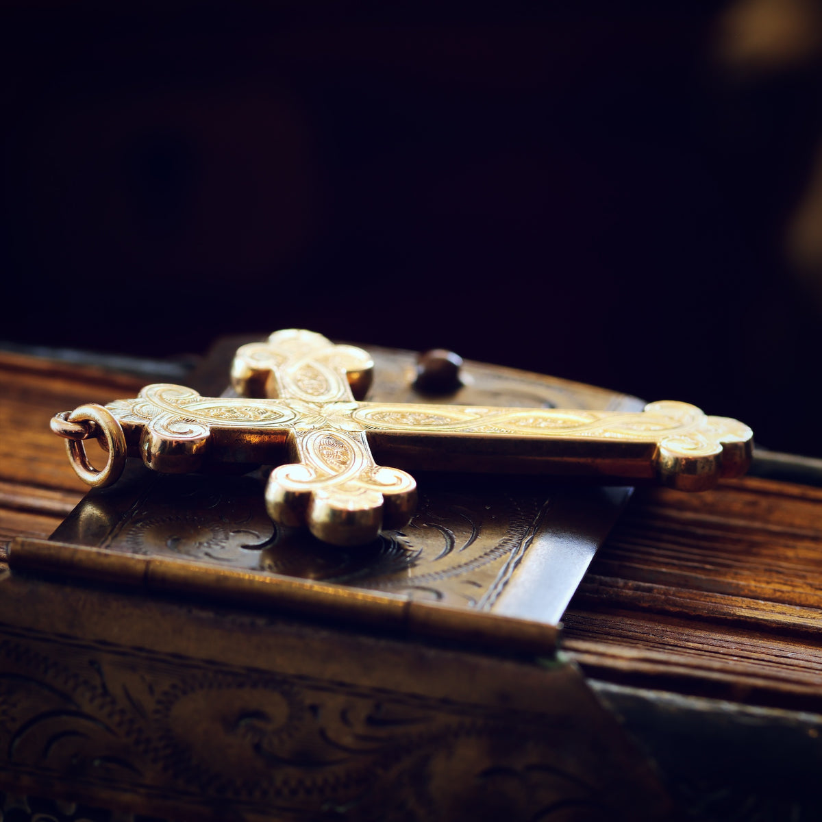 Victorian Scottish Agate Celtic Cross Pendant