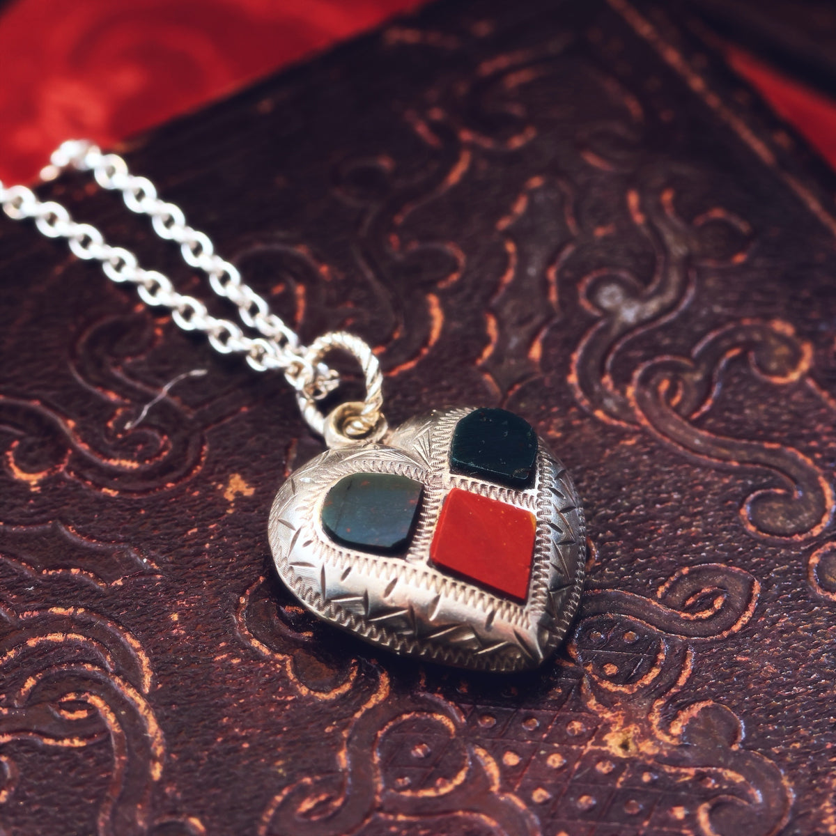 Antique Victorian Scottish Agate Heart Pendant