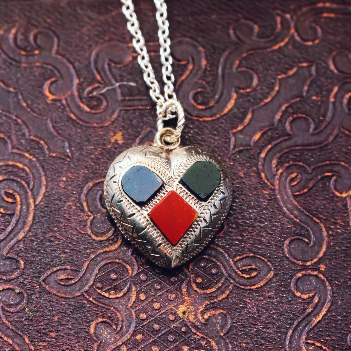 Antique Victorian Scottish Agate Heart Pendant