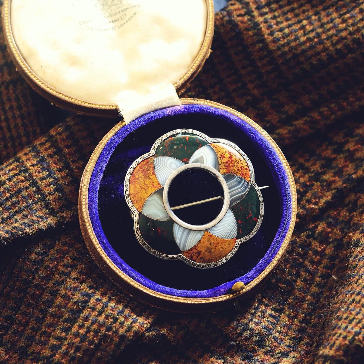 Splendid Victorian Scottish Specimen Agate Brooch