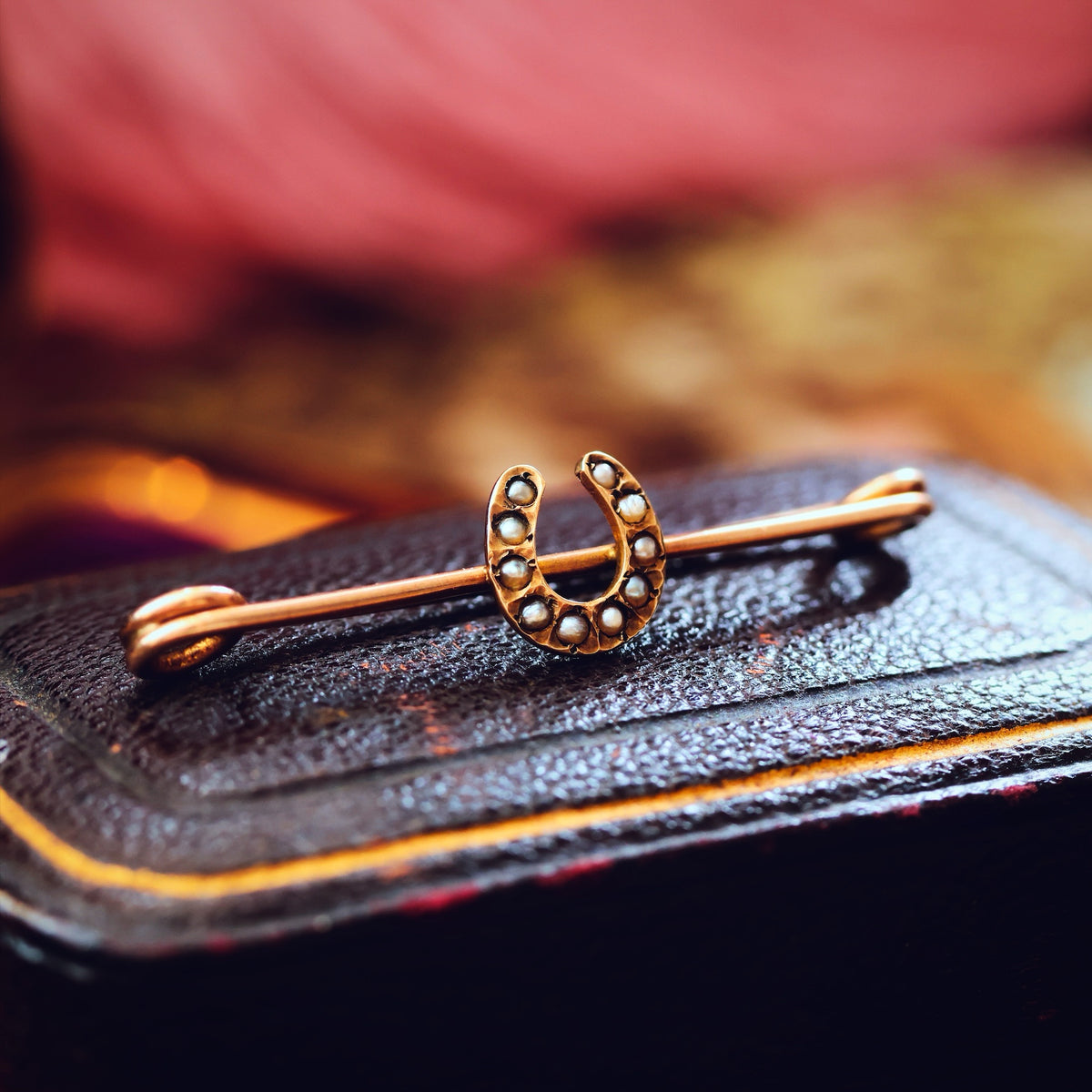 Victorian Seed Pearl Lucky Horseshoe Gold Pin