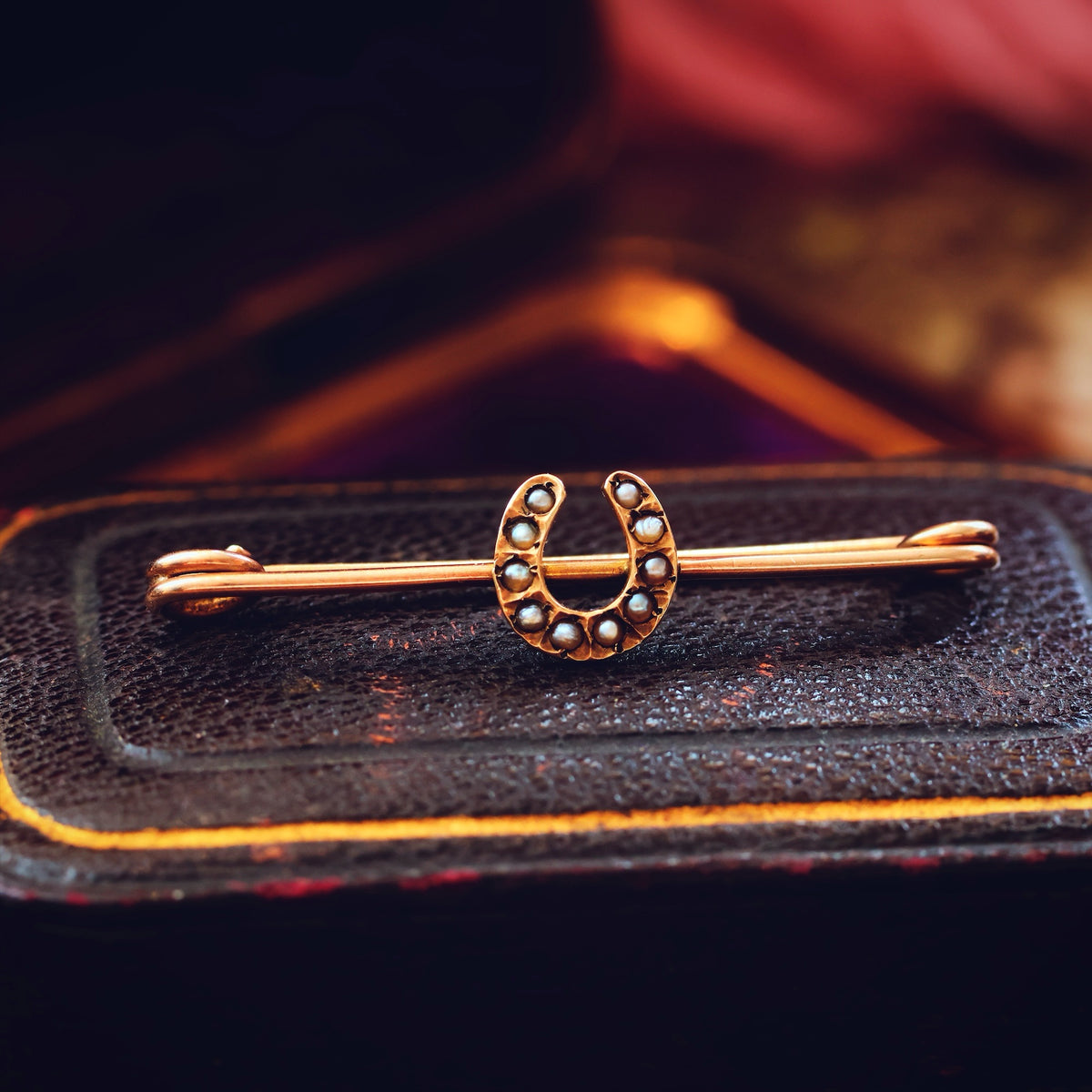 Victorian Seed Pearl Lucky Horseshoe Gold Pin