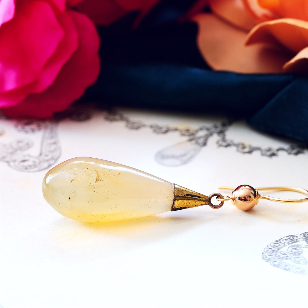 Antique Victorian Swirled Agate Drop Earrings